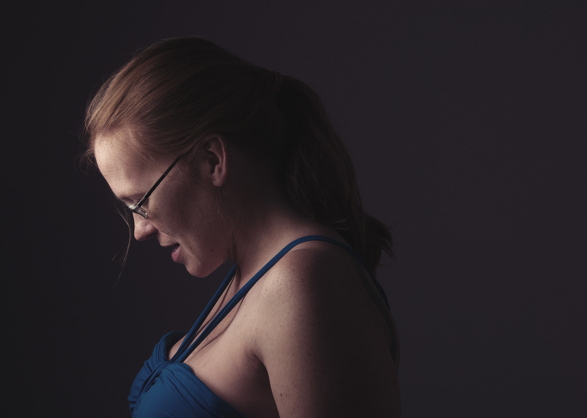 Photo work that holds up portrait example used for GIMP retouching